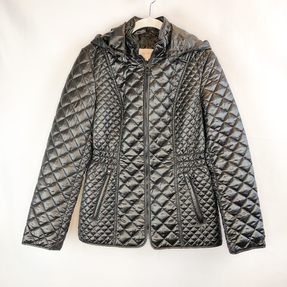 LAUNDRY by Shelli Segal Black Shiny Quilted Sz M